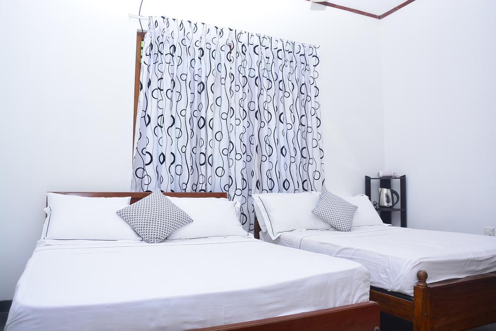 Livinginn Polonnaruwa Eksteriør bilde